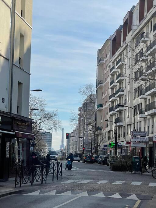 Profitez Du Calme De Courbevoie La Defense Apartment Exterior photo